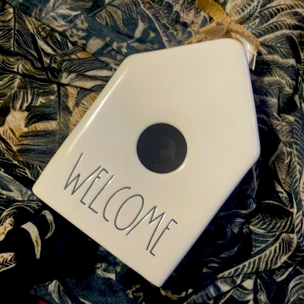 RAE DUNN Welcome birdhouse
